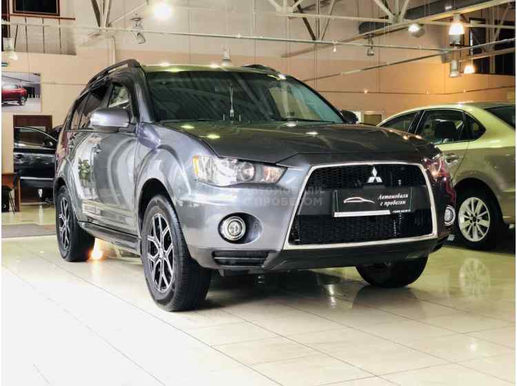 Mitsubishi Outlander III