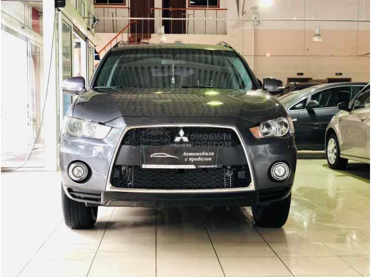Mitsubishi Outlander III