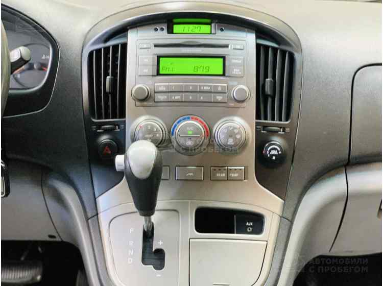 Hyundai Grand Starex I