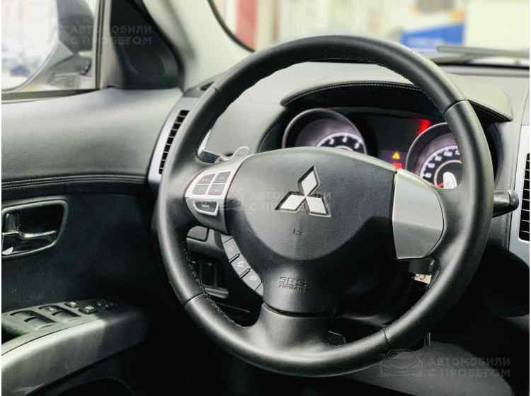 Mitsubishi Outlander II Рестайлинг