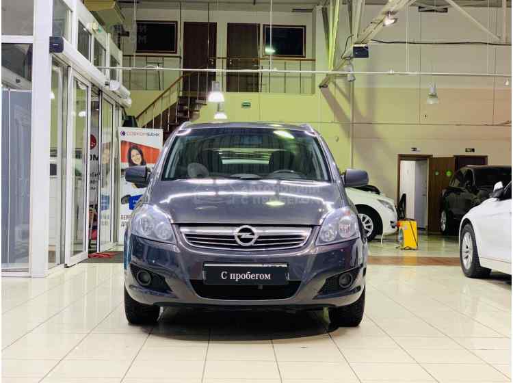 Opel Zafira B Рестайлинг