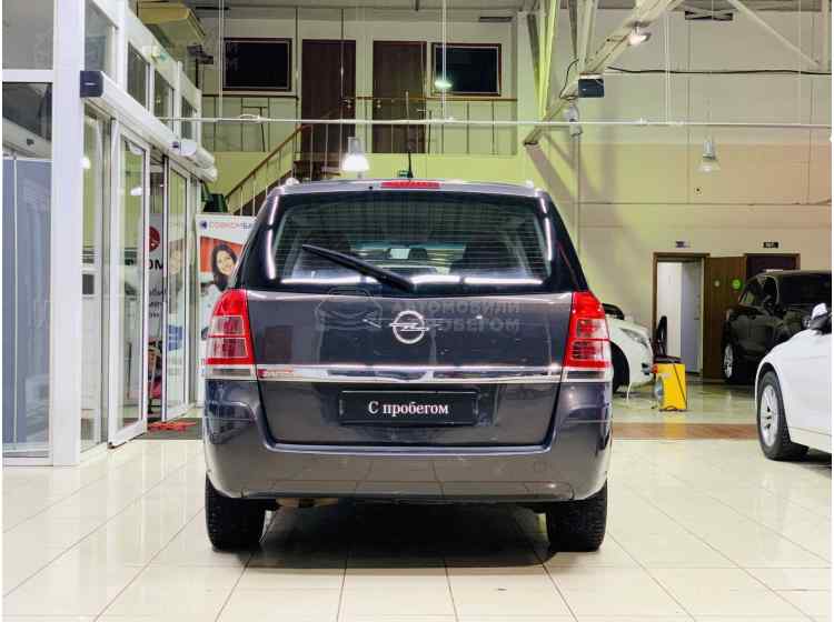 Opel Zafira B Рестайлинг