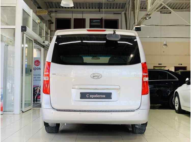 Hyundai Grand Starex I