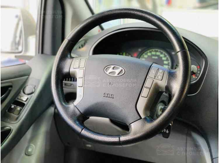 Hyundai Grand Starex I