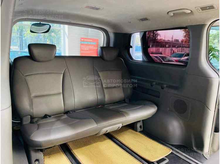 Hyundai Grand Starex I