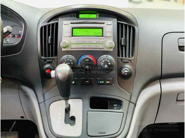 Hyundai Grand Starex I