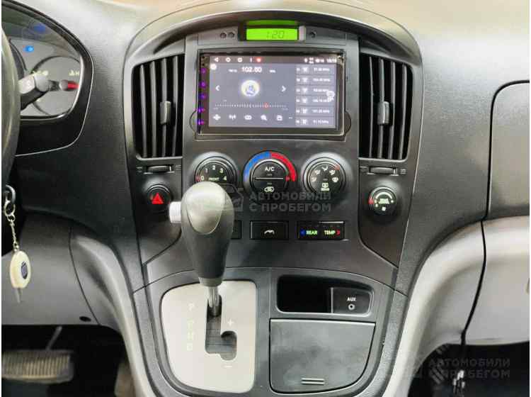 Hyundai Grand Starex I