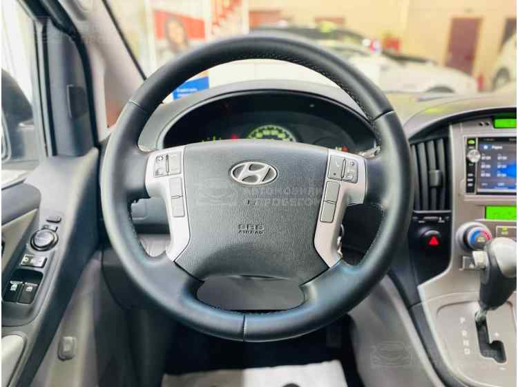 Hyundai Grand Starex I