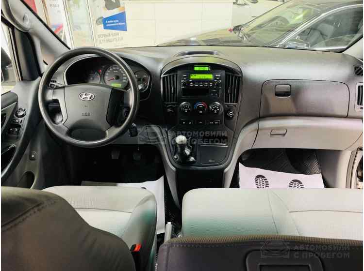 Hyundai Grand Starex I