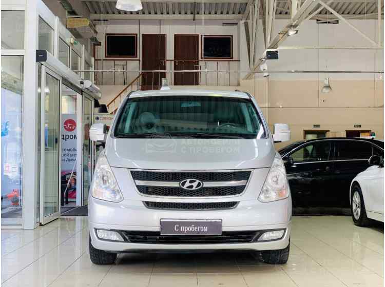 Hyundai Grand Starex I