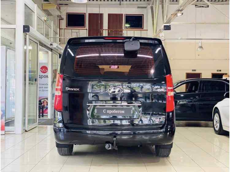 Hyundai Grand Starex I