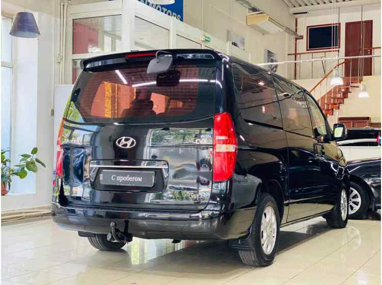 Hyundai Grand Starex I