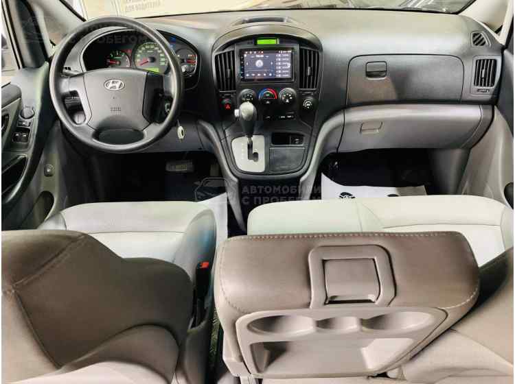 Hyundai Grand Starex I