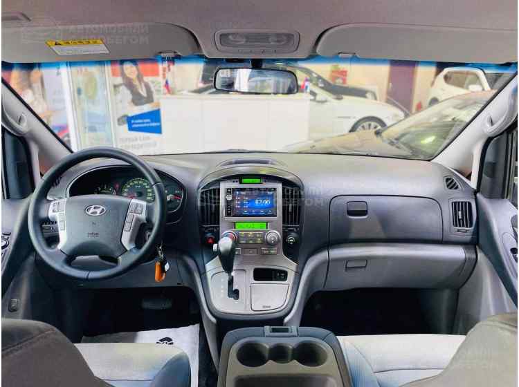 Hyundai Grand Starex I