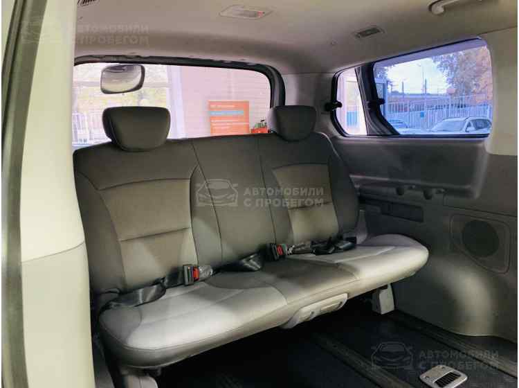 Hyundai Grand Starex I