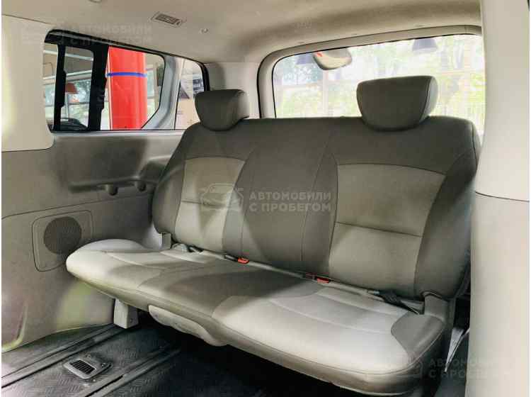 Hyundai Grand Starex I