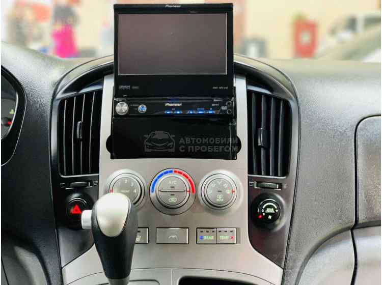 Hyundai Grand Starex I