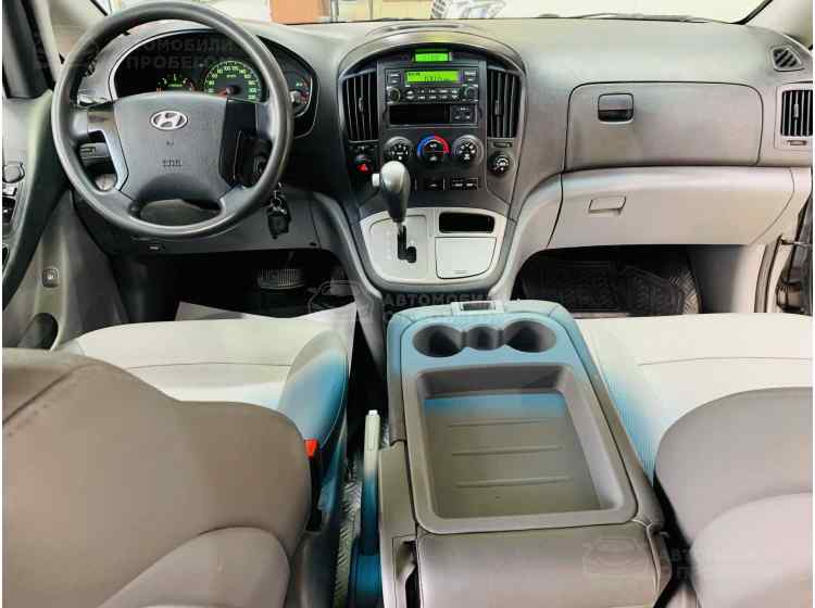 Hyundai Grand Starex I