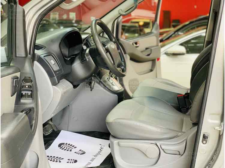 Hyundai Grand Starex I