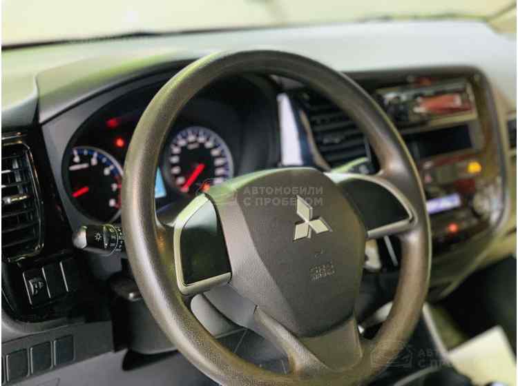 Mitsubishi Outlander III Рестайлинг
