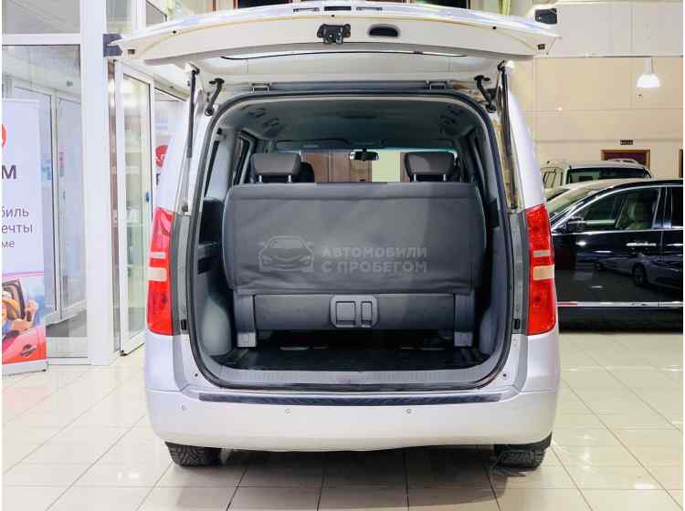 Hyundai Grand Starex I