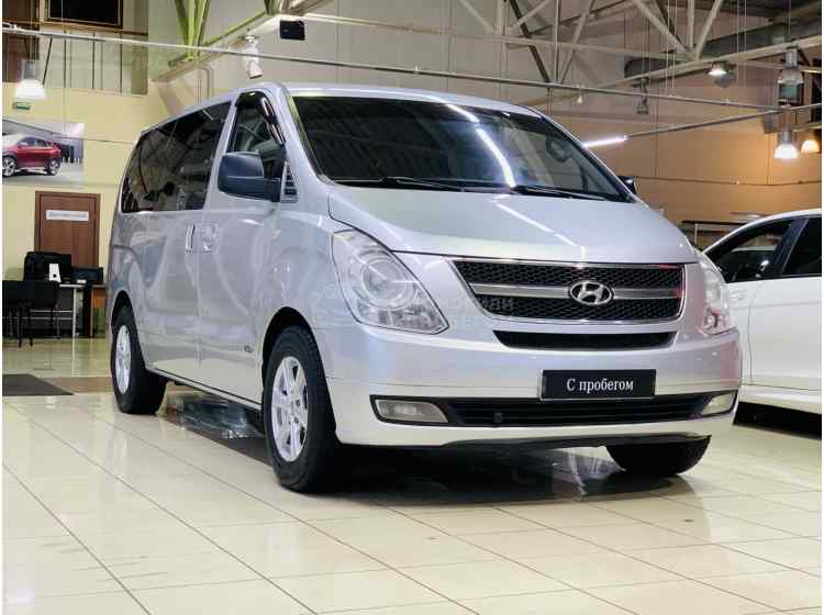 Hyundai Grand Starex I