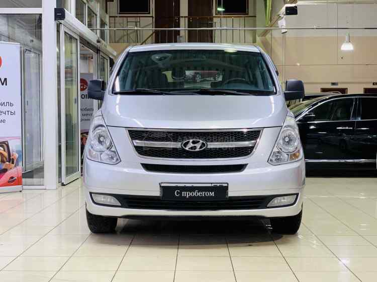 Hyundai Grand Starex I