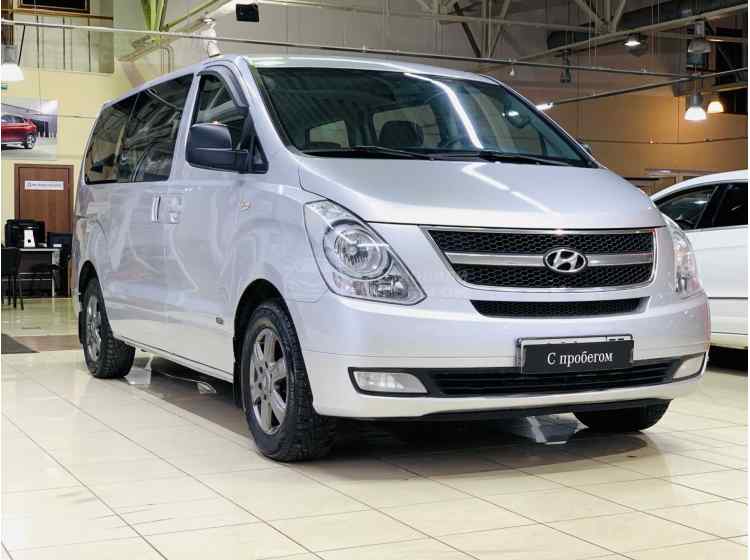 Hyundai Grand Starex I