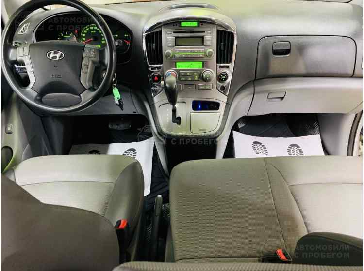 Hyundai Grand Starex I