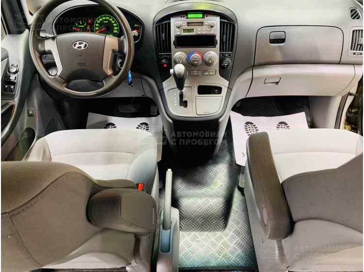 Hyundai Grand Starex I