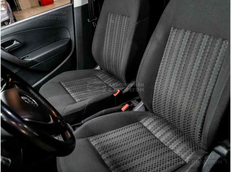 Volkswagen Polo V Рестайлинг