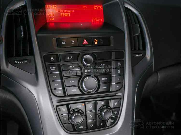 Opel Astra J Рестайлинг