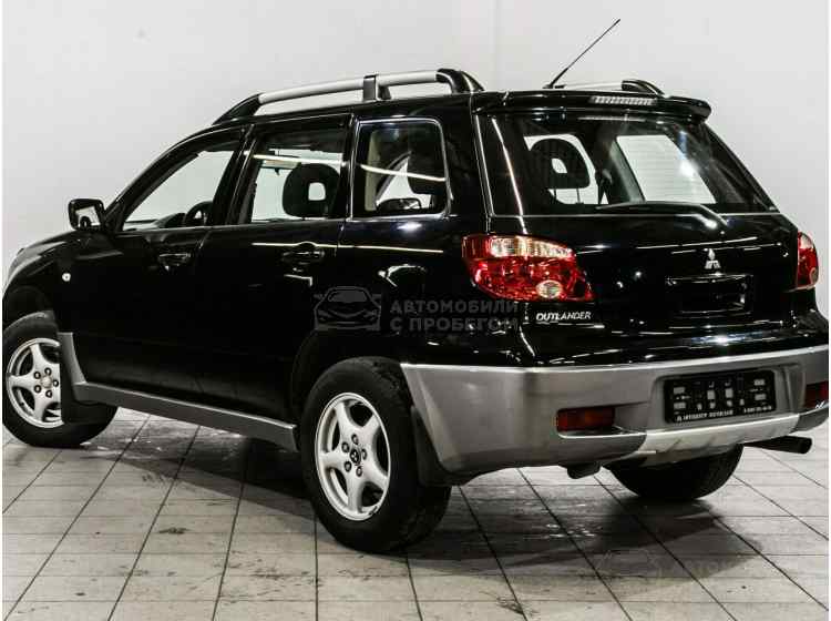 Mitsubishi Outlander II