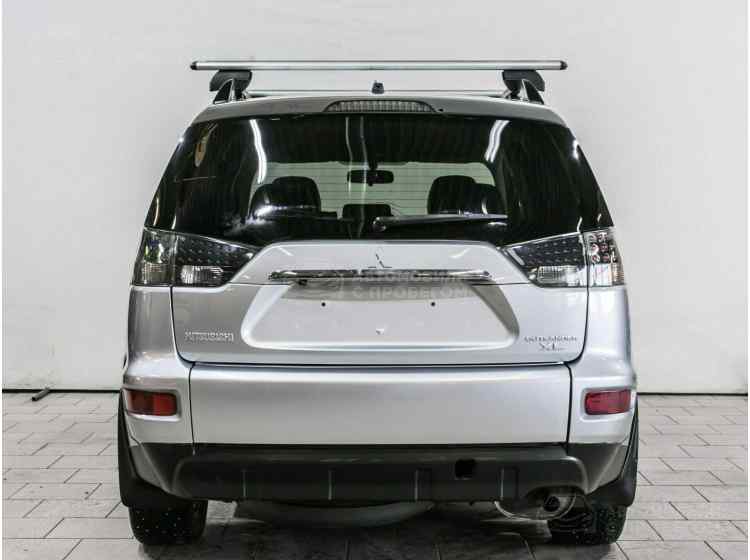 Mitsubishi Outlander II Рестайлинг