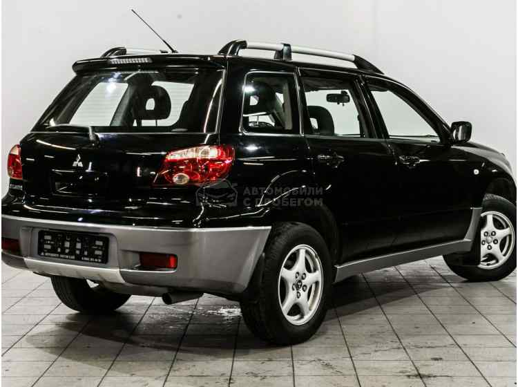 Mitsubishi Outlander II