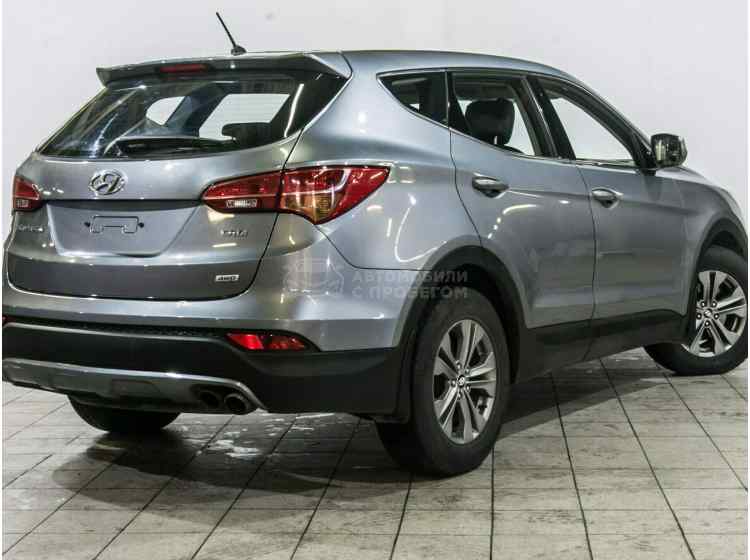 Hyundai Santa Fe III