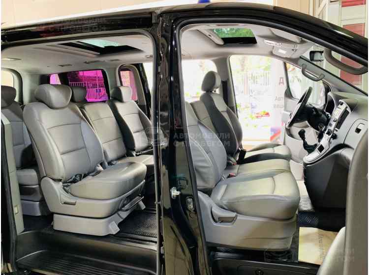 Hyundai Grand Starex I