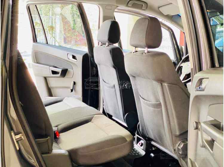 Opel Zafira B Рестайлинг