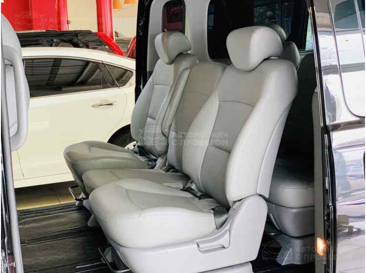 Hyundai Grand Starex I