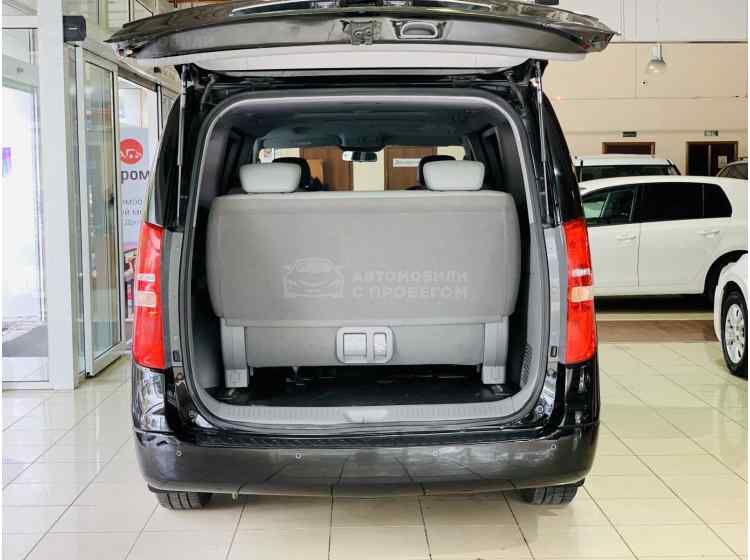 Hyundai Grand Starex I