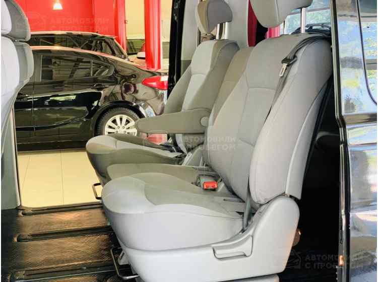 Hyundai Grand Starex I