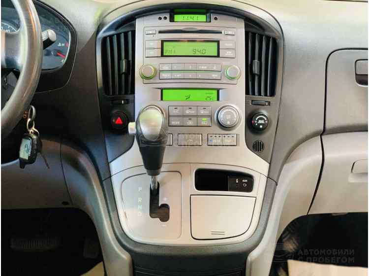 Hyundai Grand Starex I