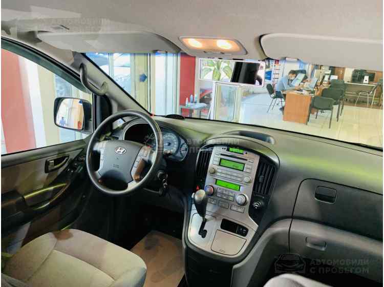 Hyundai Grand Starex I