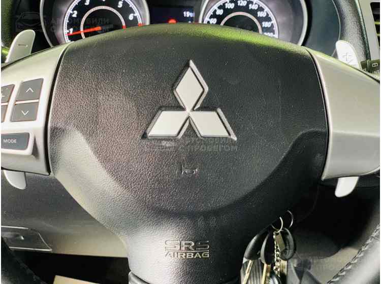 Mitsubishi Outlander II Рестайлинг